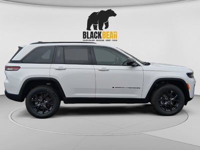 2027 Jeep Grand Cherokee GRAND CHEROKEE LAREDO ALTITUDE 4X4