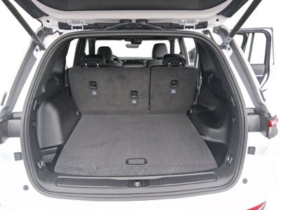 2027 Jeep Grand Cherokee GRAND CHEROKEE LAREDO ALTITUDE 4X4
