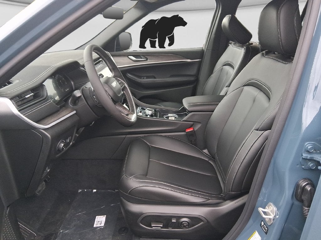 2027 Jeep Grand Cherokee GRAND CHEROKEE LIMITED 4X4