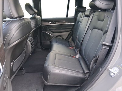 2027 Jeep Grand Cherokee GRAND CHEROKEE LIMITED RESERVE 4X4