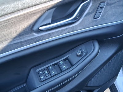 2027 Jeep Grand Cherokee GRAND CHEROKEE LIMITED 4X4