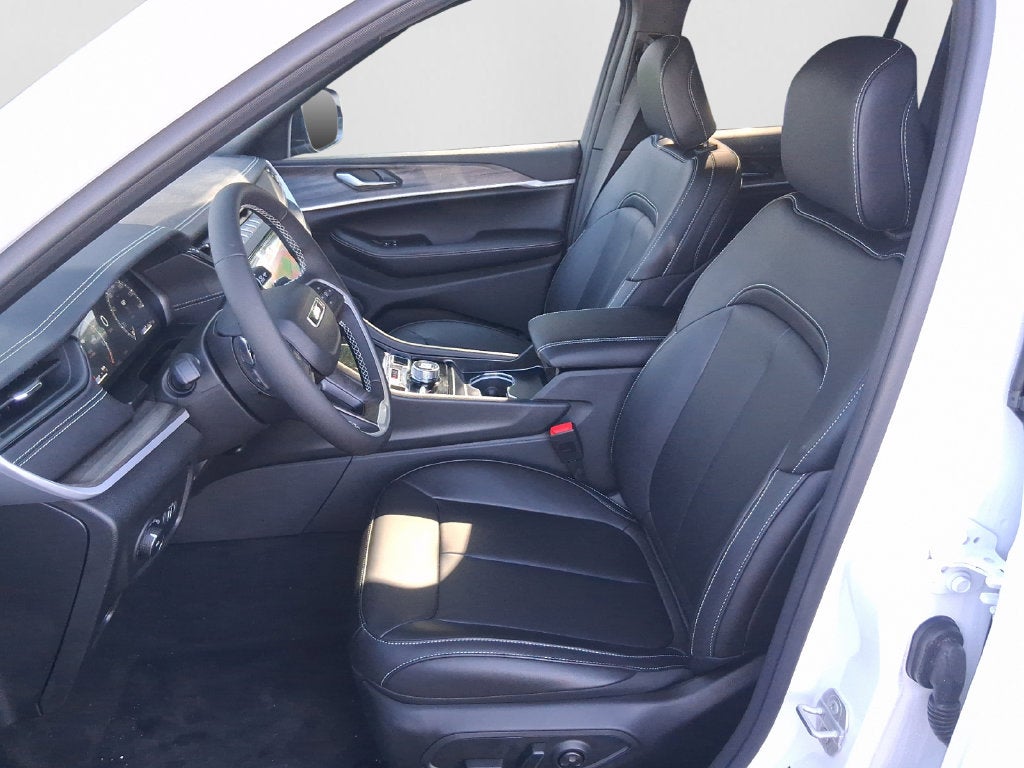 2027 Jeep Grand Cherokee GRAND CHEROKEE LIMITED 4X4