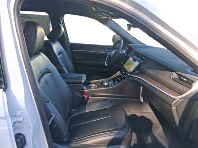 2027 Jeep Grand Cherokee GRAND CHEROKEE LIMITED 4X4