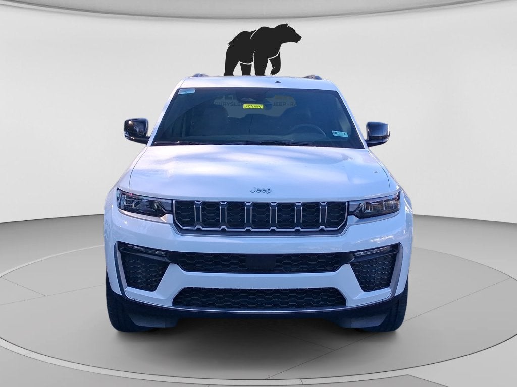 2027 Jeep Grand Cherokee GRAND CHEROKEE LIMITED 4X4