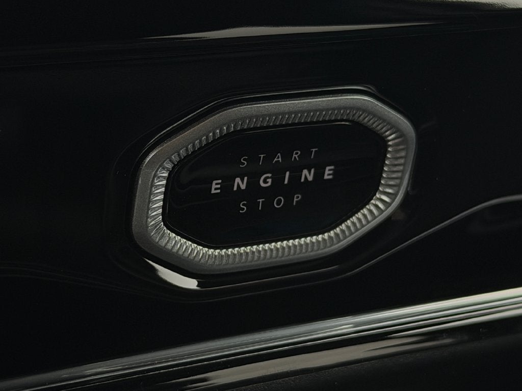 2027 Jeep Grand Cherokee GRAND CHEROKEE LIMITED 4X4