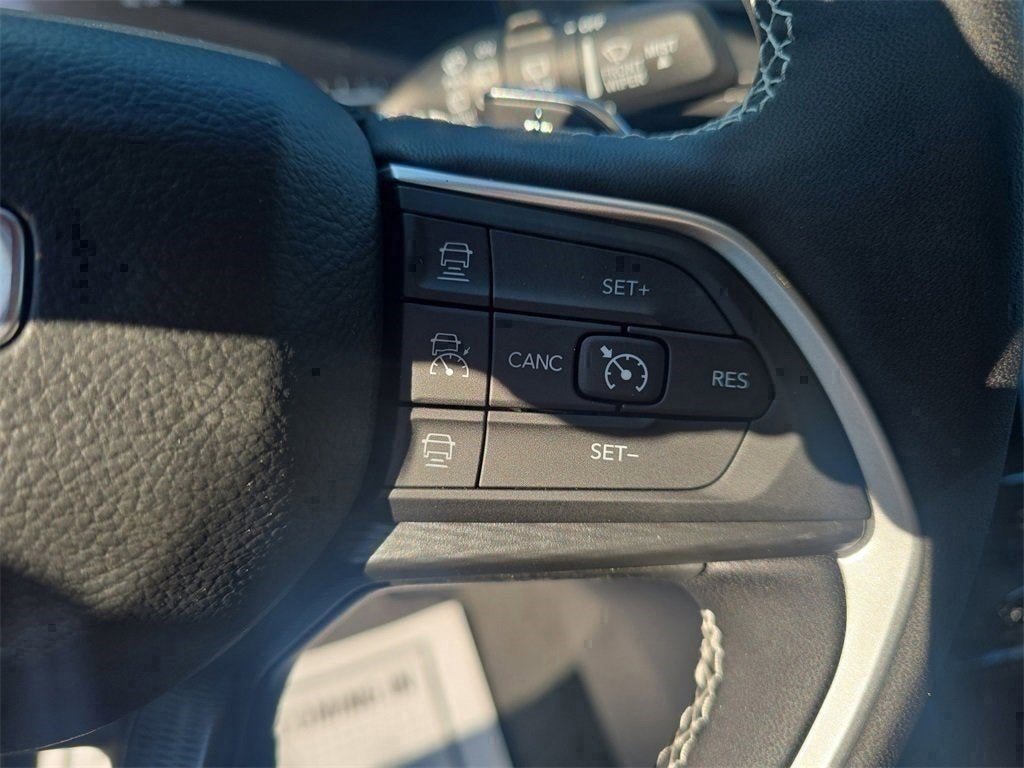 2025 Jeep Grand Cherokee L GRAND CHEROKEE L ALTITUDE X 4X4