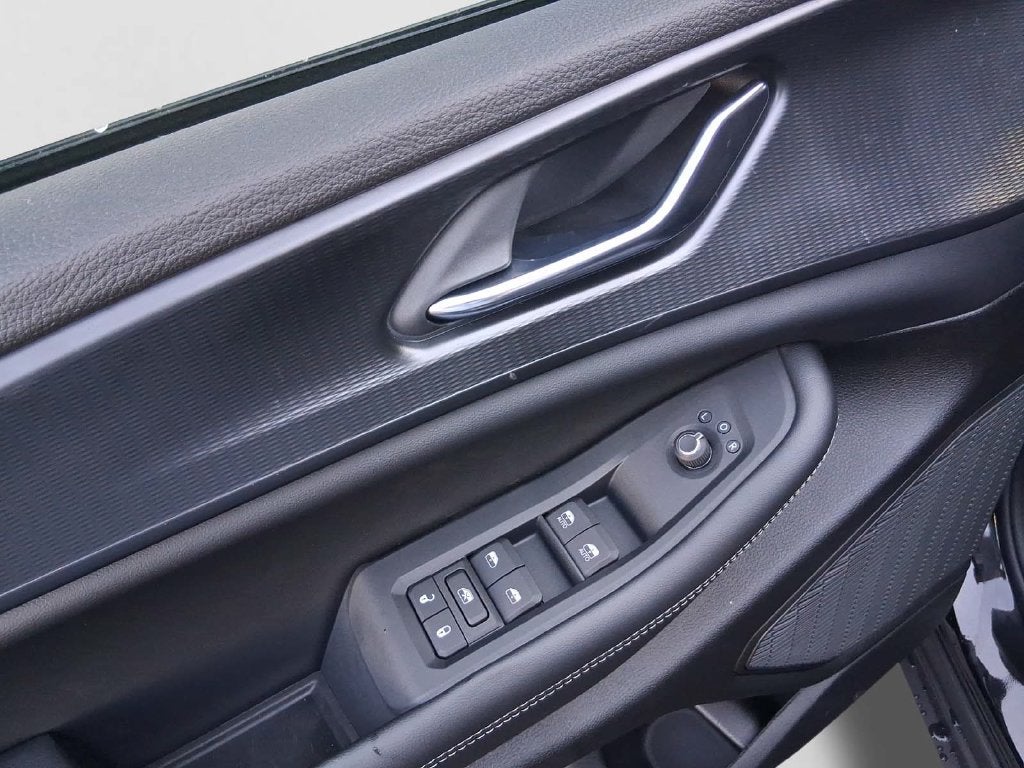2027 Jeep Grand Cherokee L GRAND CHEROKEE L LAREDO 4X4