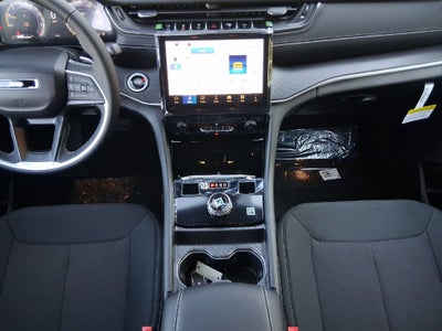 2027 Jeep Grand Cherokee L GRAND CHEROKEE L LAREDO 4X4