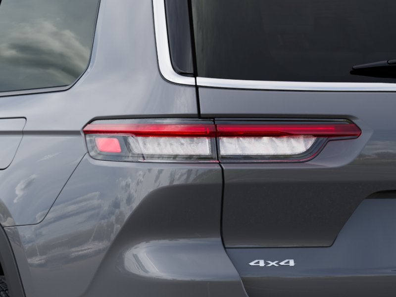 2027 Jeep Grand Cherokee L GRAND CHEROKEE L LAREDO 4X4
