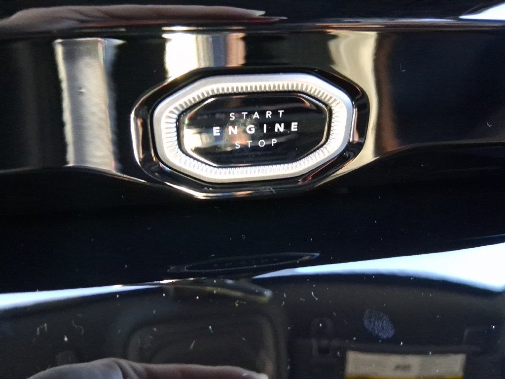 2027 Jeep Grand Cherokee L GRAND CHEROKEE L LAREDO ALTITUDE 4X4