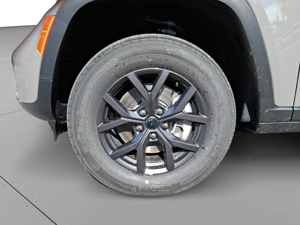 2027 Jeep Grand Cherokee L GRAND CHEROKEE L LAREDO ALTITUDE 4X4