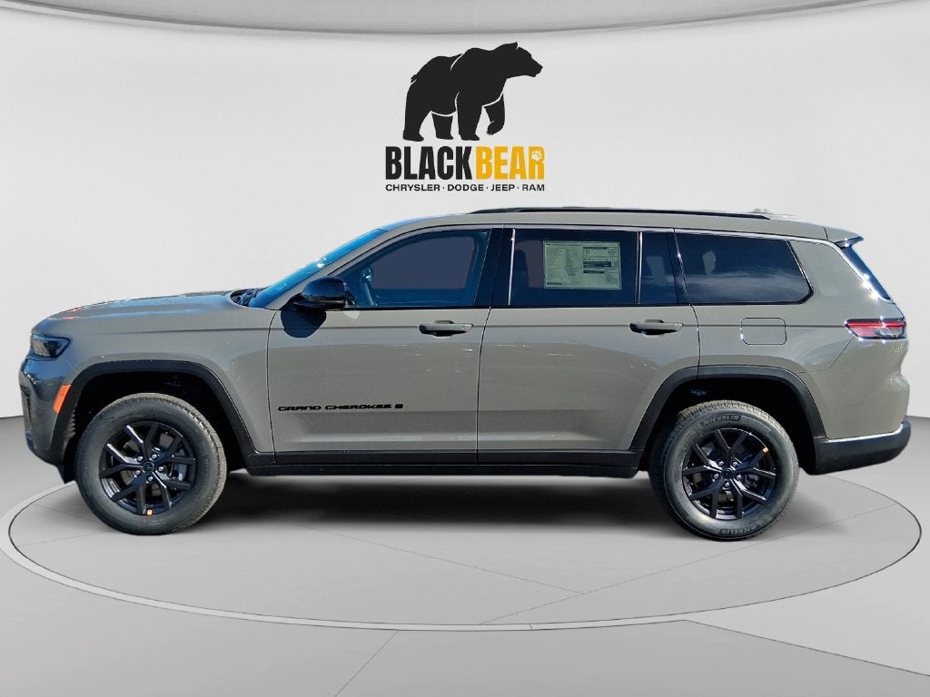 2027 Jeep Grand Cherokee L GRAND CHEROKEE L LAREDO ALTITUDE 4X4