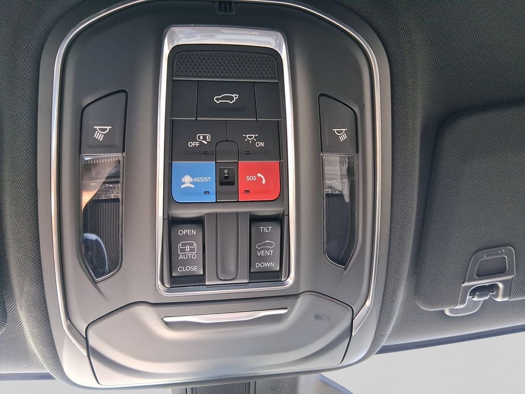 2026 Jeep Grand Cherokee L GRAND CHEROKEE L LAREDO ALTITUDE 4X4
