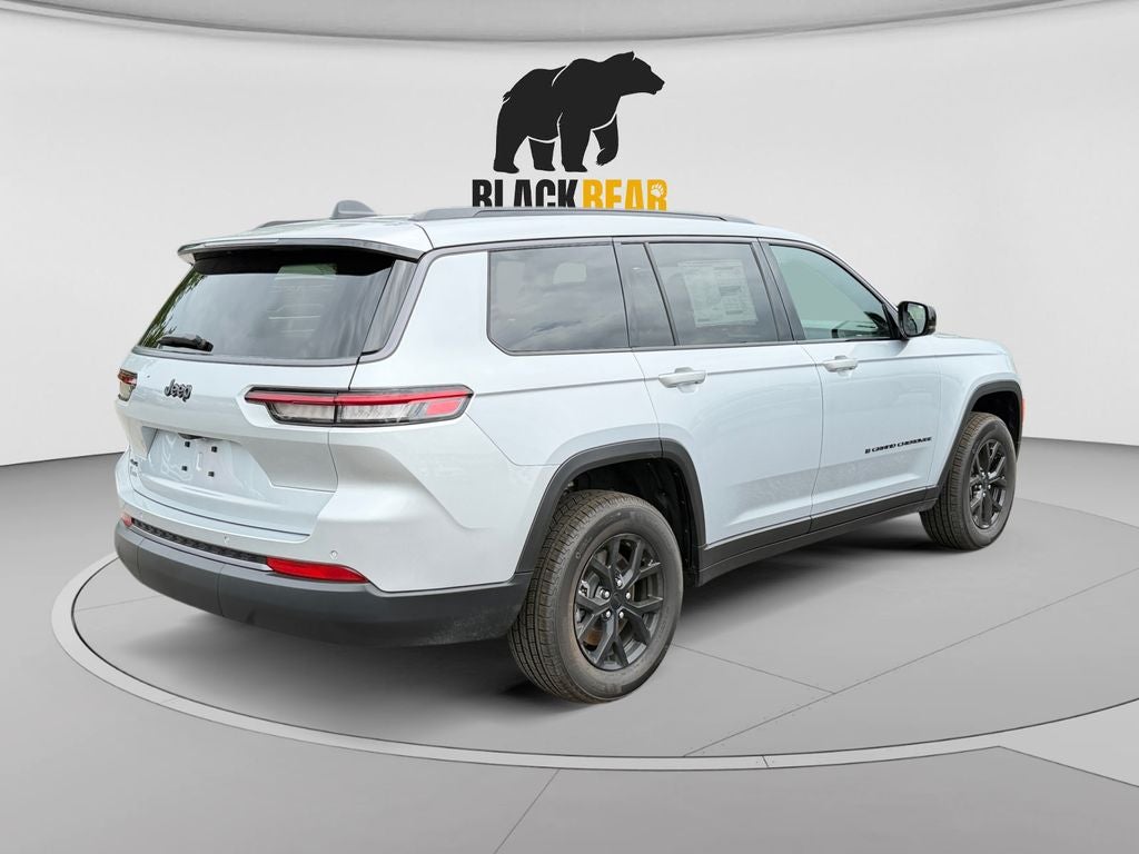 2026 Jeep Grand Cherokee L GRAND CHEROKEE L LAREDO ALTITUDE 4X4