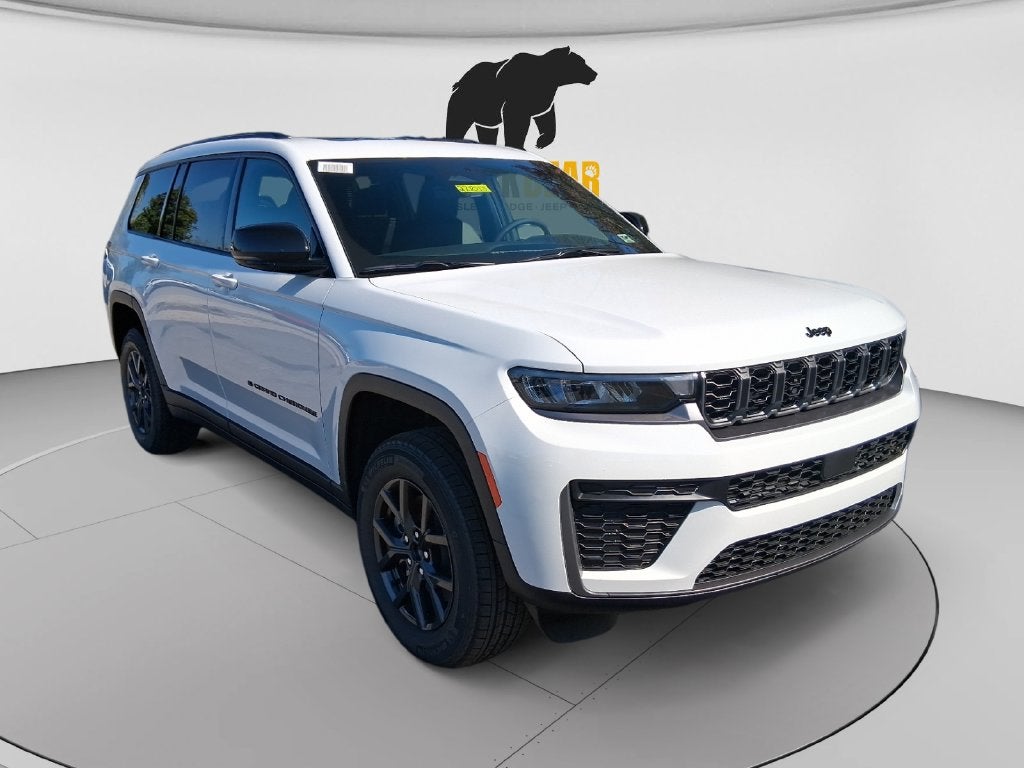 2027 Jeep Grand Cherokee L GRAND CHEROKEE L LAREDO ALTITUDE 4X4