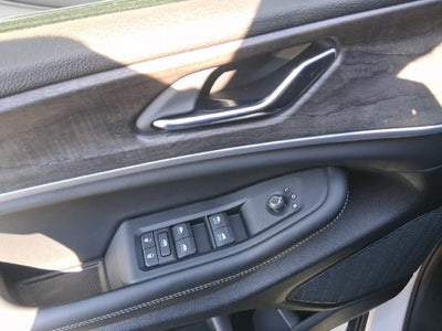 2027 Jeep Grand Cherokee L GRAND CHEROKEE L LAREDO ALTITUDE 4X4
