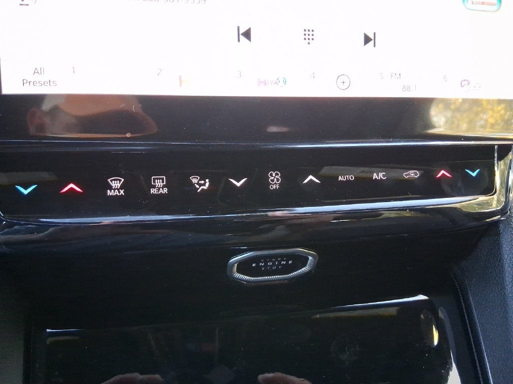2027 Jeep Grand Cherokee L GRAND CHEROKEE L LAREDO ALTITUDE 4X4