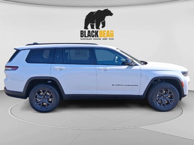 2027 Jeep Grand Cherokee L GRAND CHEROKEE L LAREDO ALTITUDE 4X4