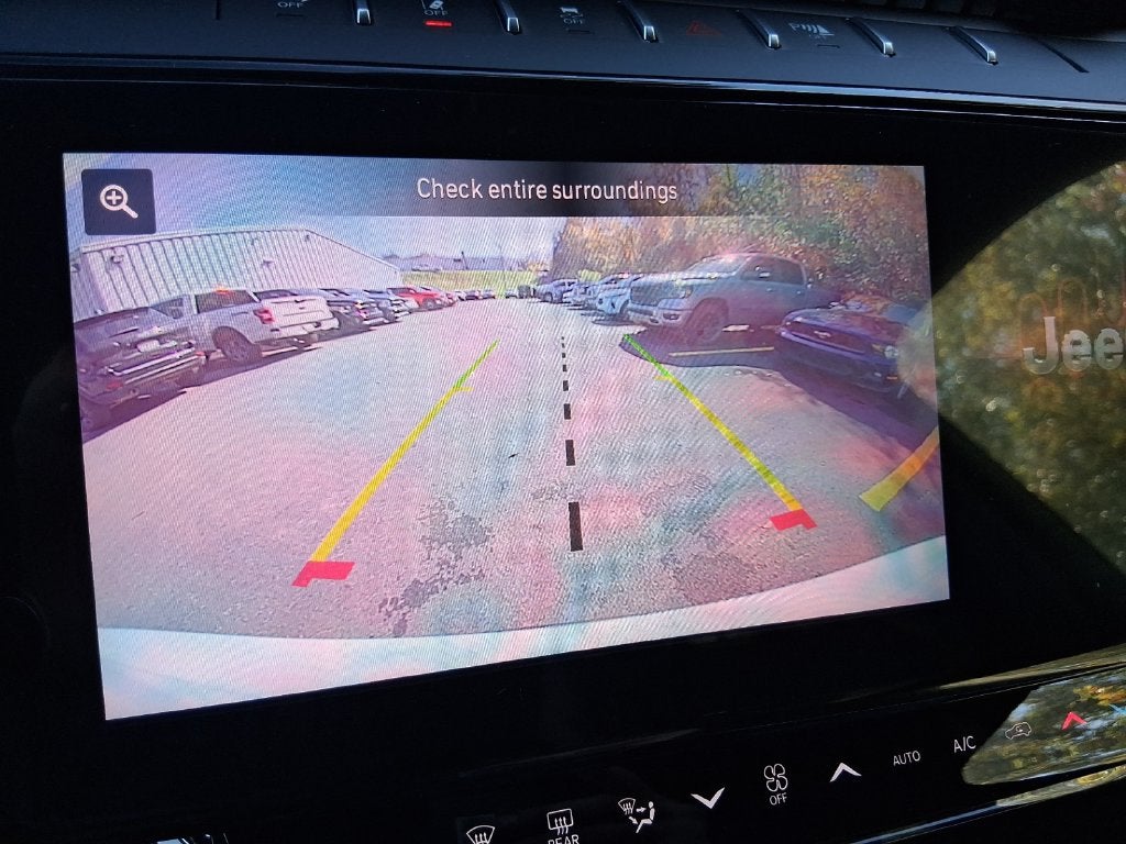 2027 Jeep Grand Cherokee L GRAND CHEROKEE L LAREDO ALTITUDE 4X4