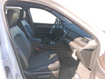 2027 Jeep Grand Cherokee L GRAND CHEROKEE L LAREDO ALTITUDE 4X4