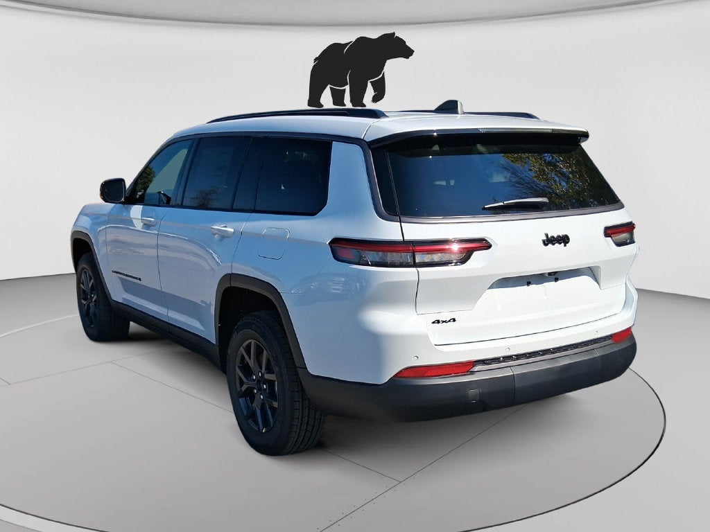 2027 Jeep Grand Cherokee L GRAND CHEROKEE L LAREDO ALTITUDE 4X4