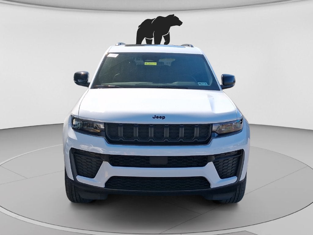 2027 Jeep Grand Cherokee L GRAND CHEROKEE L LAREDO ALTITUDE 4X4