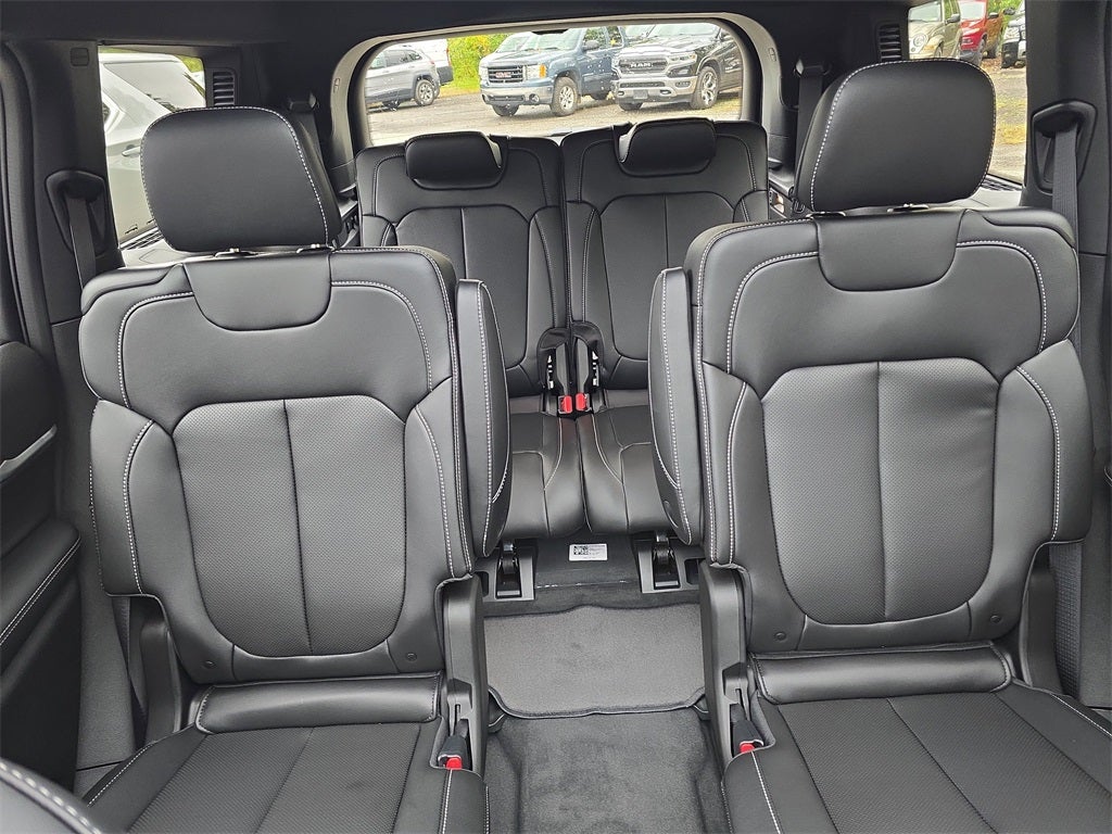 2025 Jeep Grand Cherokee L GRAND CHEROKEE L LIMITED 4X4