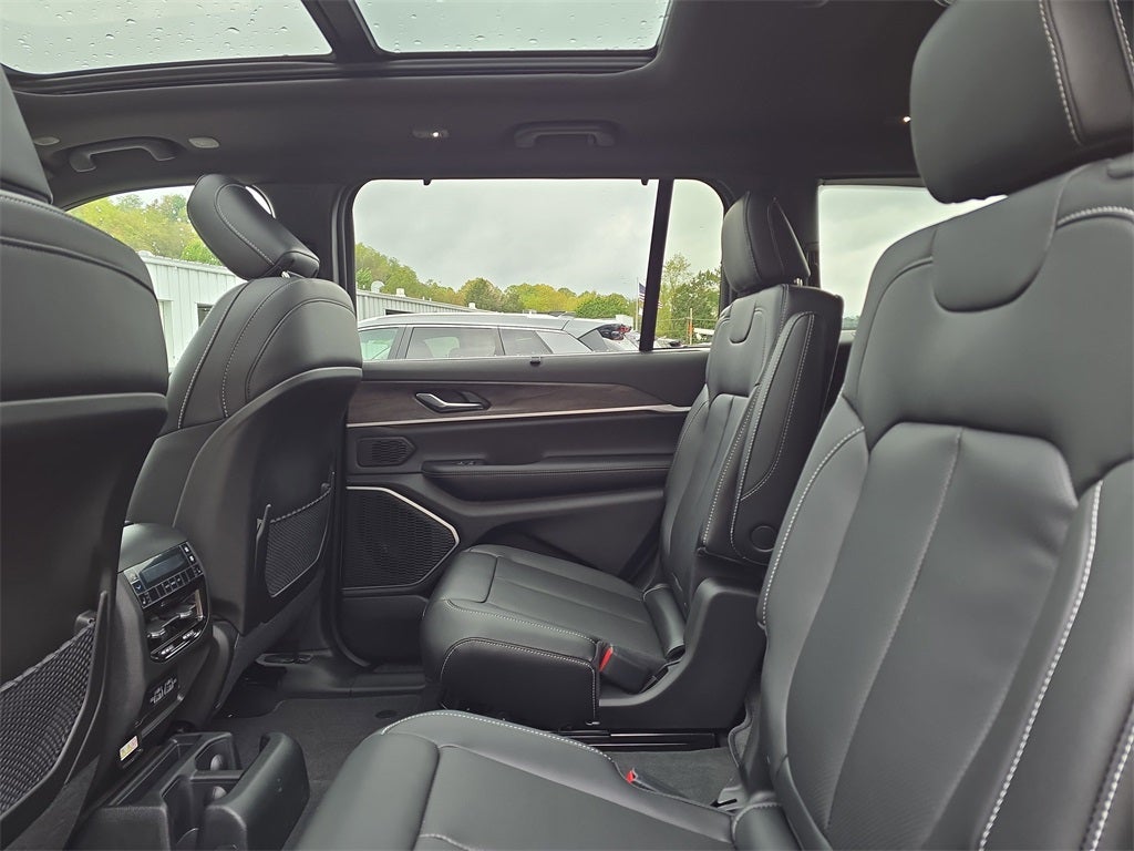 2025 Jeep Grand Cherokee L GRAND CHEROKEE L LIMITED 4X4