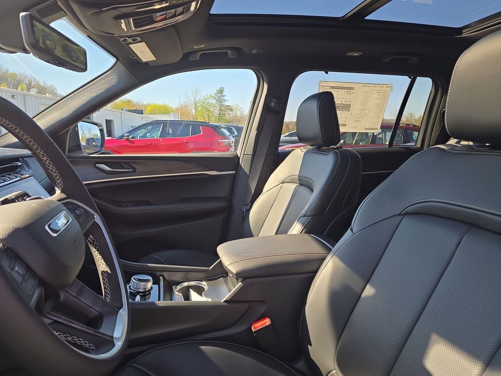 2025 Jeep Grand Cherokee L GRAND CHEROKEE L LIMITED 4X4