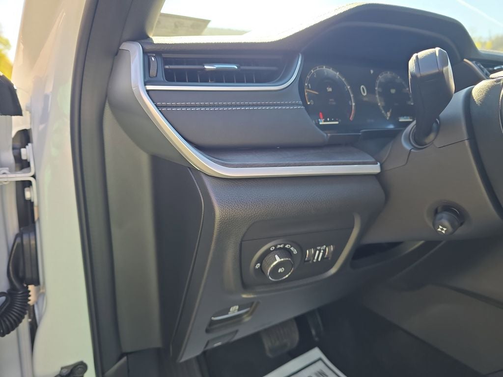 2025 Jeep Grand Cherokee L GRAND CHEROKEE L LIMITED 4X4