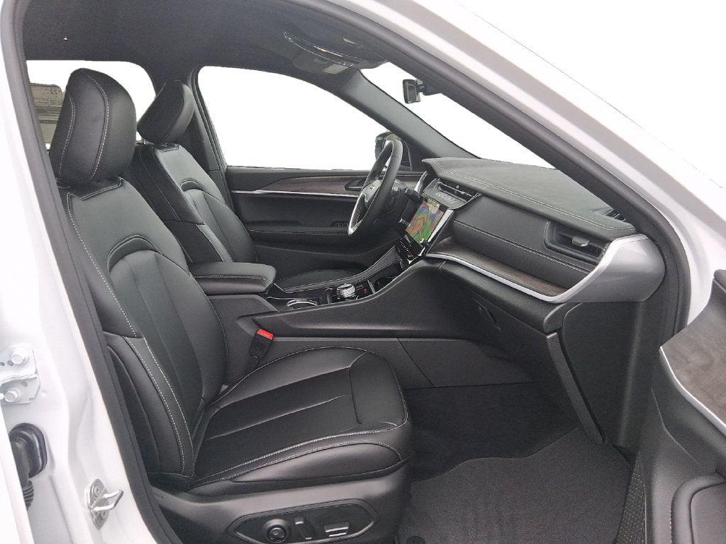 2027 Jeep Grand Cherokee L GRAND CHEROKEE L LIMITED 4X4