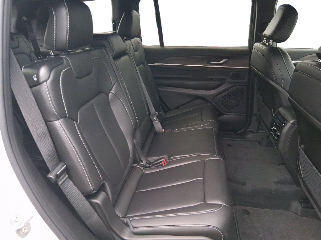 2027 Jeep Grand Cherokee L GRAND CHEROKEE L LIMITED 4X4
