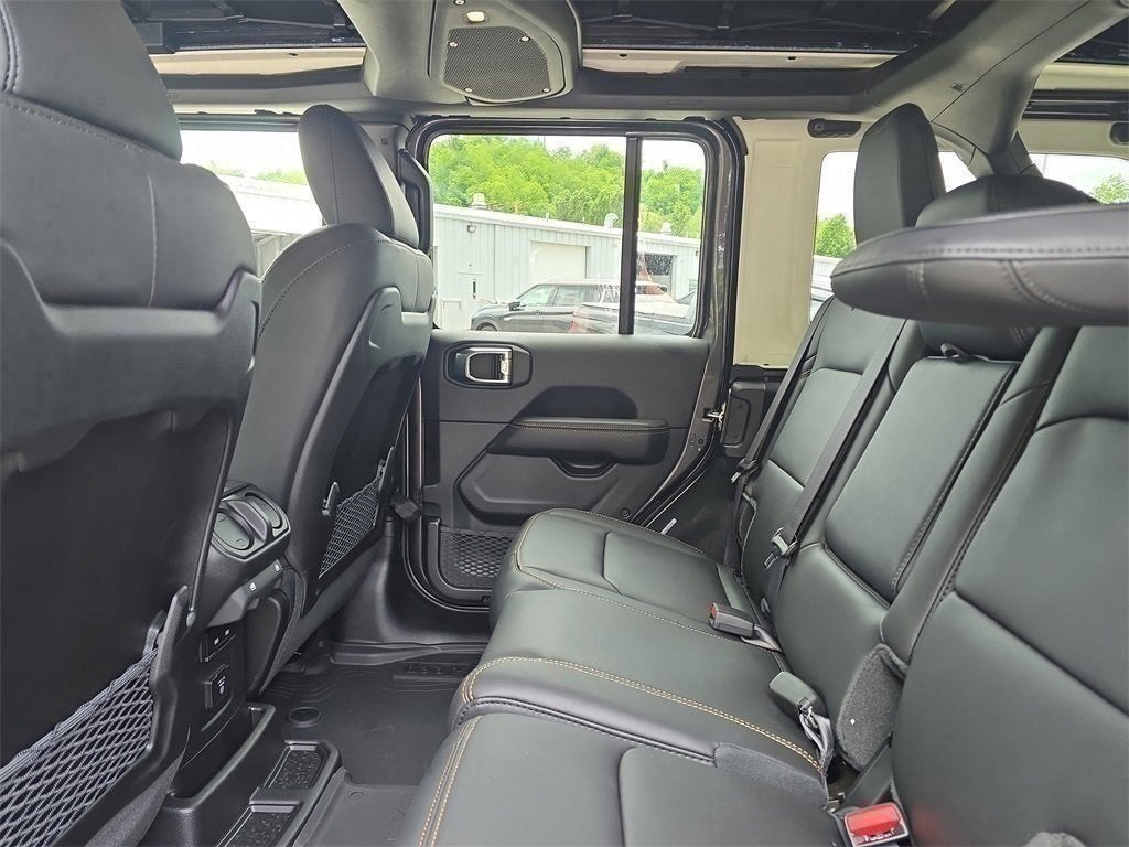 2025 Jeep Wrangler WRANGLER 4-DOOR RUBICON 392