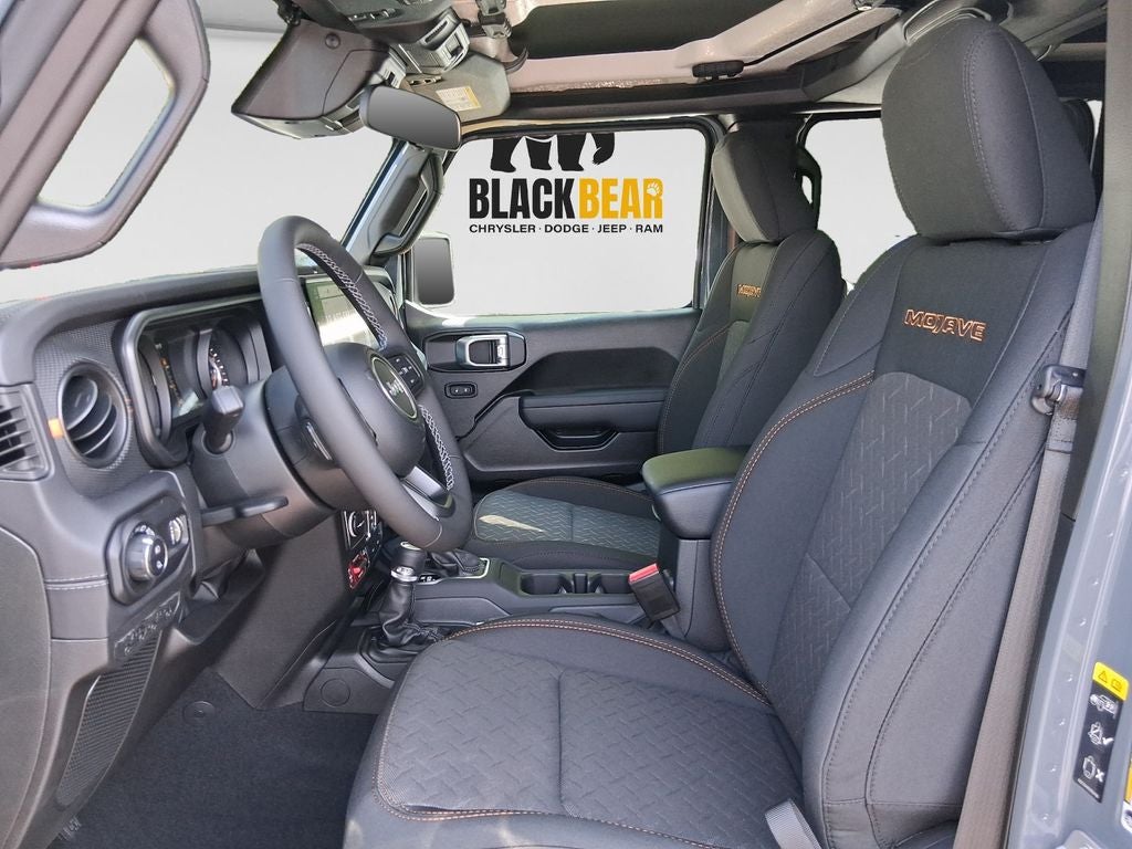 2026 Jeep Gladiator GLADIATOR MOJAVE 4X4