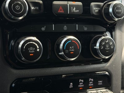 2025 RAM 1500 Big Horn Crew Cab 4x4 5'7' Box