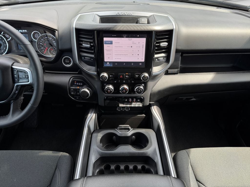 2025 RAM 1500 Big Horn Crew Cab 4x4 5'7' Box
