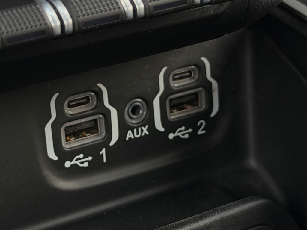 2022 RAM 1500 Big Horn Quad Cab 4x4 6'4' Box