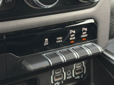 2022 RAM 1500 Big Horn Quad Cab 4x4 6'4' Box