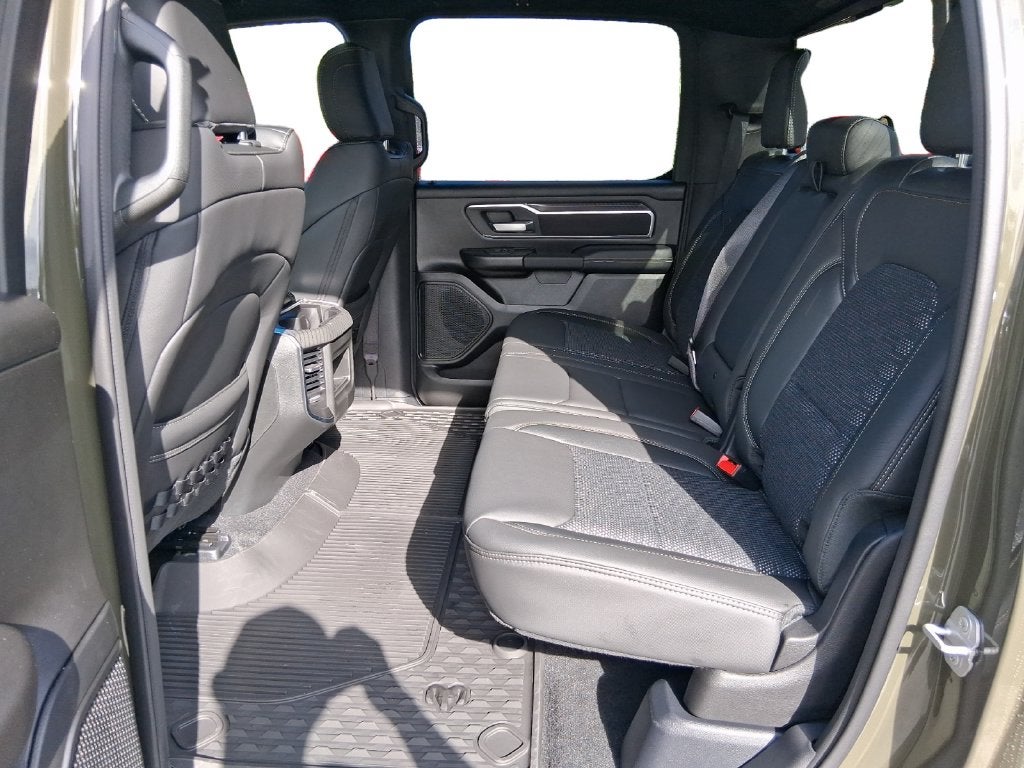 2027 RAM Ram 1500 RAM 1500 BIG HORN CREW CAB 4X4 5'7' BOX