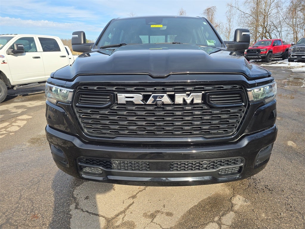 2025 RAM Ram 1500 RAM 1500 BIG HORN CREW CAB 4X4 5'7' BOX