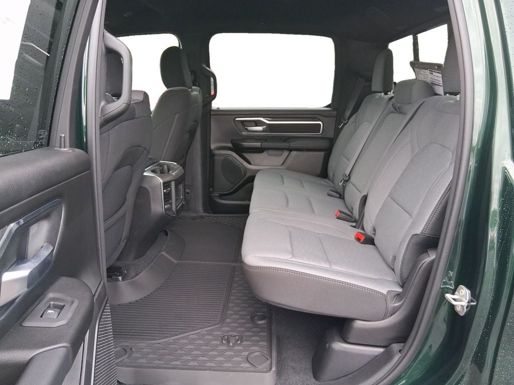 2027 RAM Ram 1500 RAM 1500 BIG HORN CREW CAB 4X4 5'7' BOX