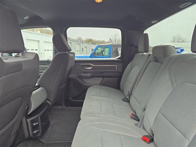 2022 RAM 1500 Big Horn Crew Cab 4x4 5'7' Box