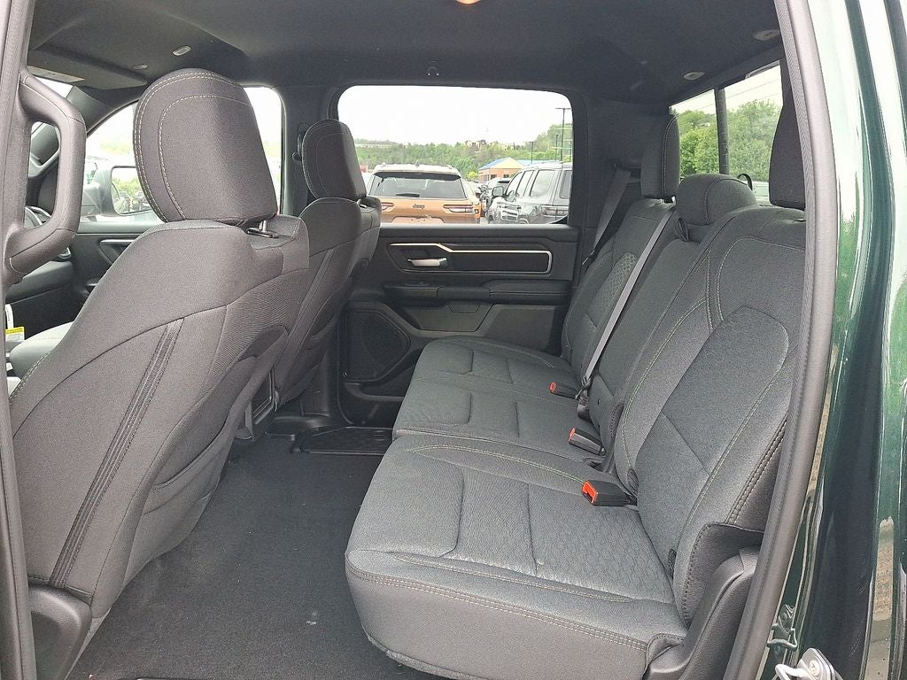 2026 RAM 1500 Big Horn Crew Cab 4x4 5'7' Box