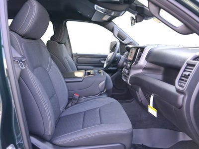 2027 RAM Ram 1500 RAM 1500 WARLOCK CREW CAB 4X4 5'7' BOX