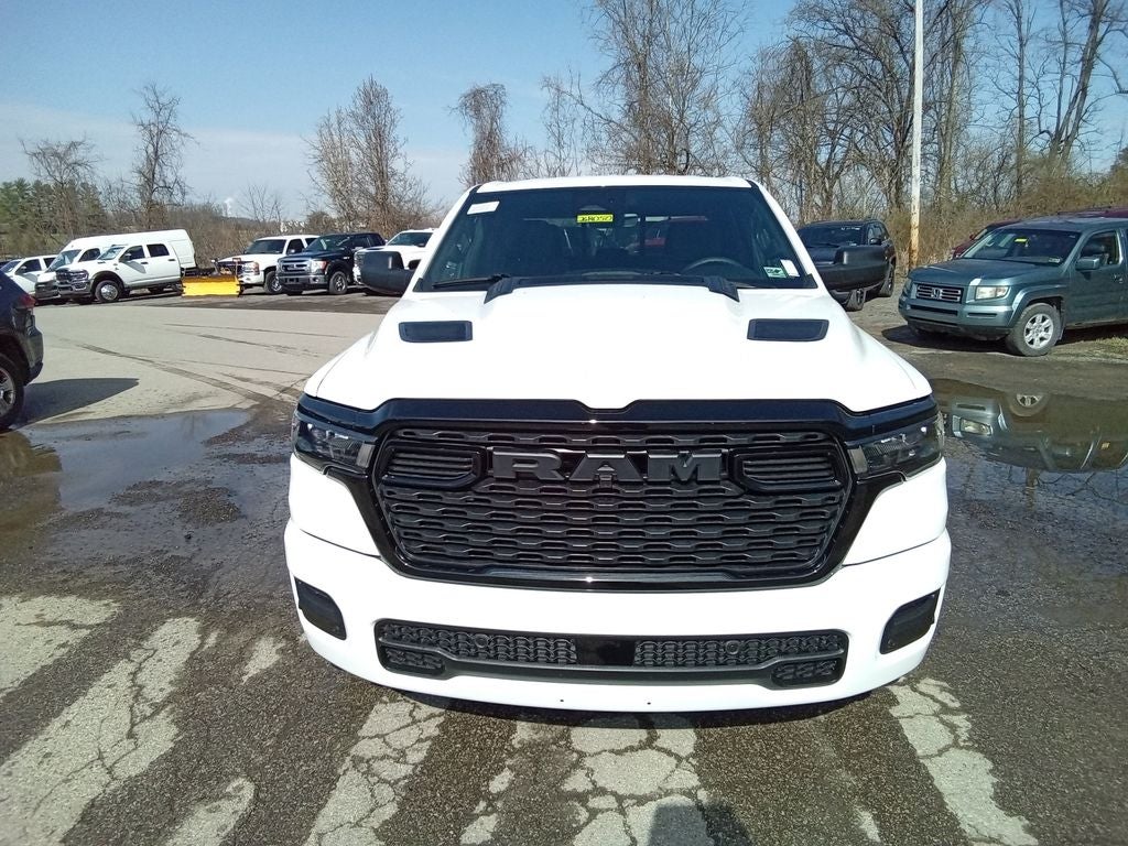 2026 RAM Ram 1500 RAM 1500 EXPRESS CREW CAB 4X4 5'7' BOX