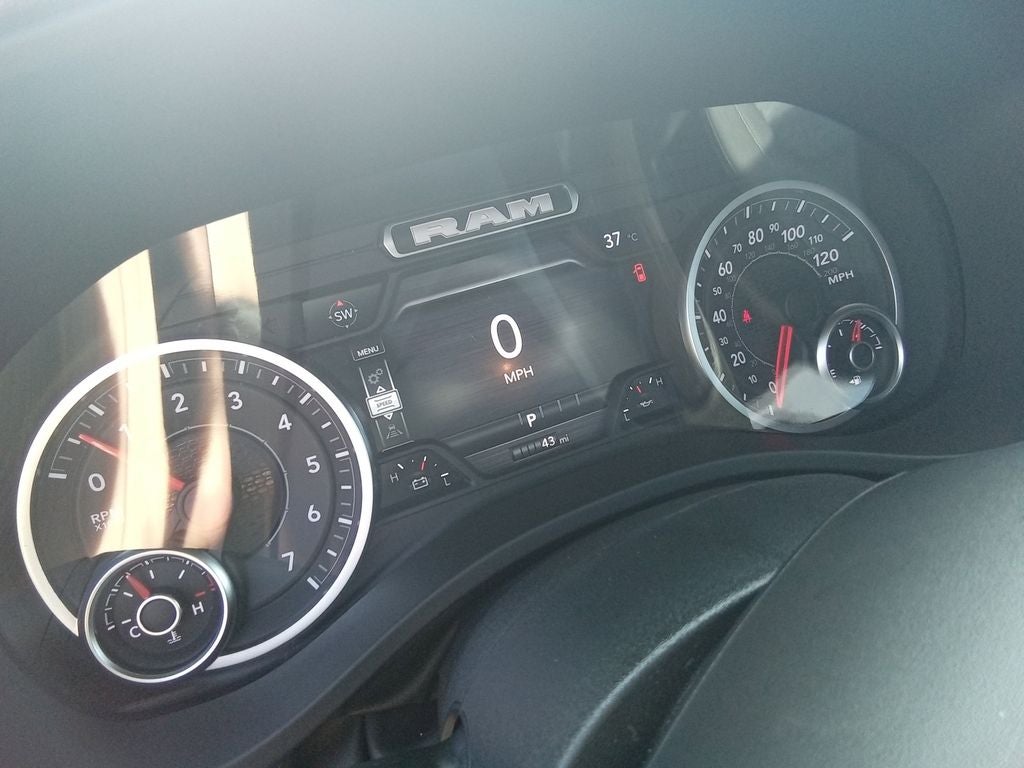 2026 RAM Ram 1500 RAM 1500 EXPRESS CREW CAB 4X4 5'7' BOX