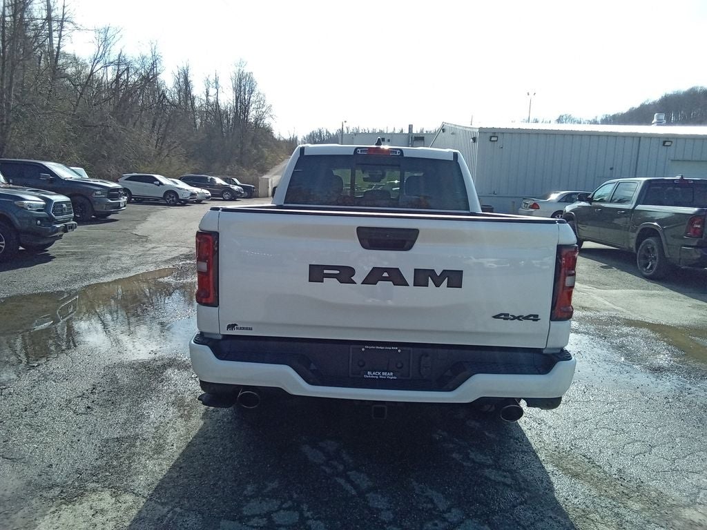 2026 RAM Ram 1500 RAM 1500 EXPRESS CREW CAB 4X4 5'7' BOX