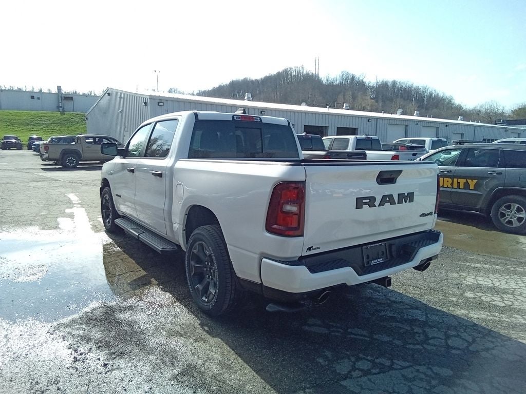 2026 RAM Ram 1500 RAM 1500 EXPRESS CREW CAB 4X4 5'7' BOX