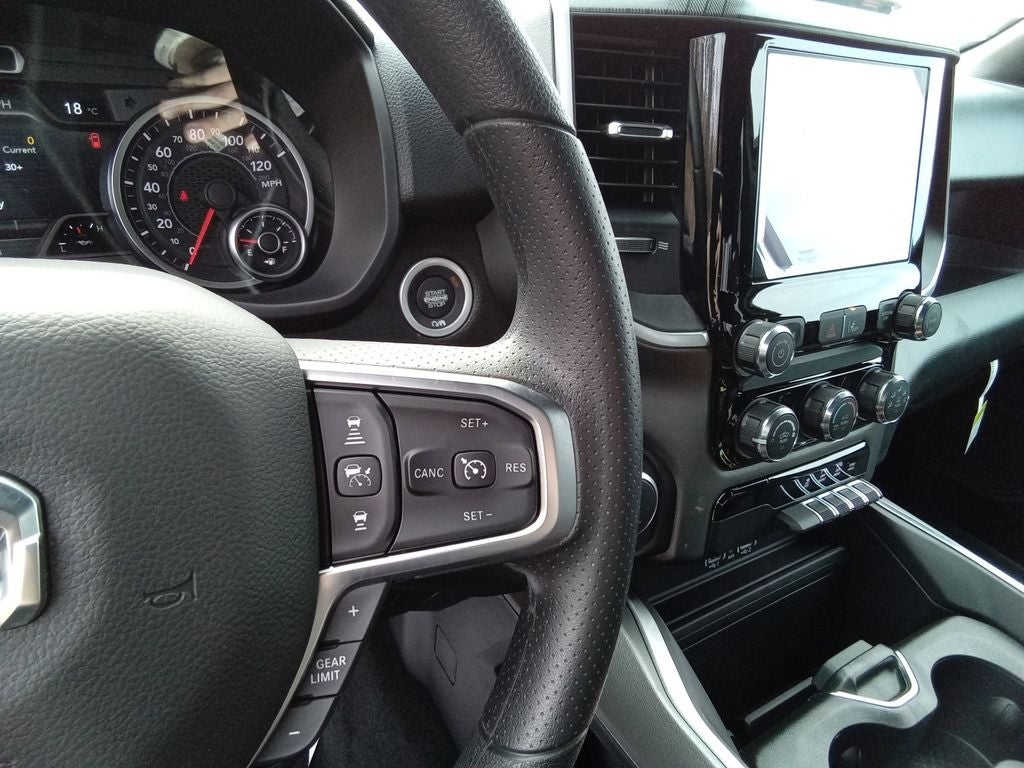 2026 RAM Ram 1500 RAM 1500 EXPRESS CREW CAB 4X4 5'7' BOX