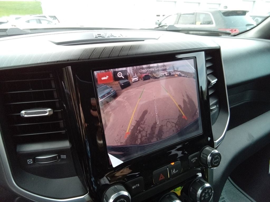 2026 RAM Ram 1500 RAM 1500 EXPRESS CREW CAB 4X4 5'7' BOX